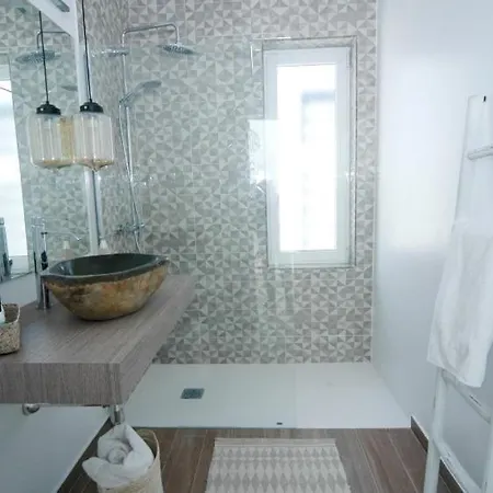 Villa In Playa Blanca Sleeps 6 Includes Swimming Pool And Air Con 2